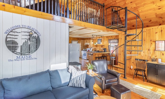 Trenton House | Discover The Babbling Brook Bungalow Near Acadia Park