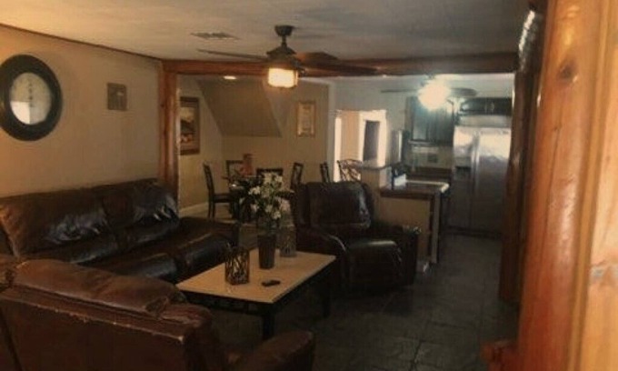 Lutz House | Charming Cabin Retreat on Lutz Lake Fern with Pool & Spa