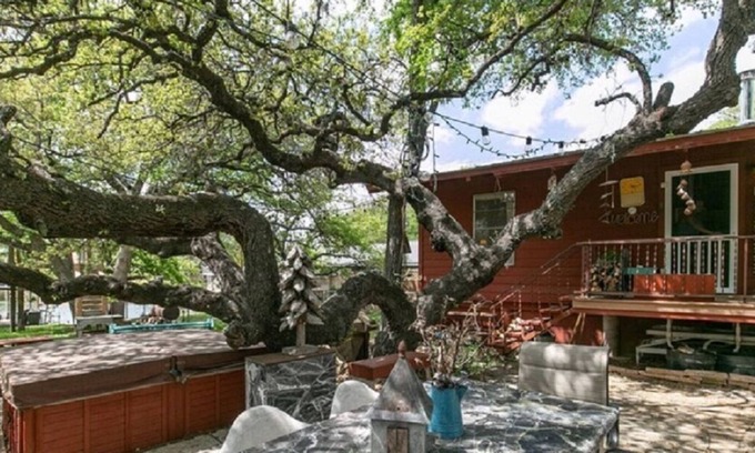Granite Shoals Cabin | Cozy cabin in adorable Granite Shoals with WiFi, AC