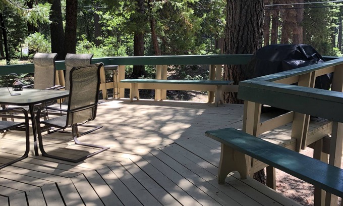 Arnold Cabin | Inviting Cabin in Big Trees Village with Ocean View