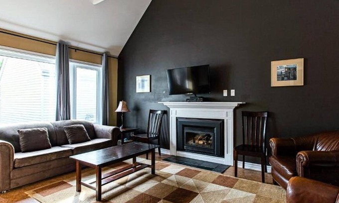 Collingwood Villa | Cozy cabin in Collingwood