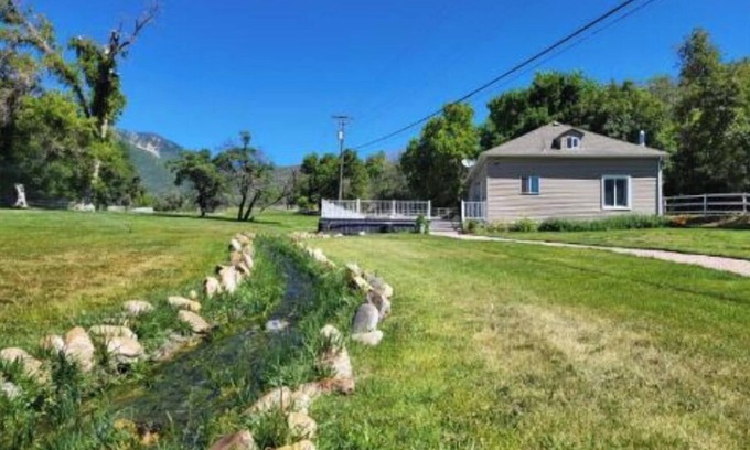Utah County House | Explore Nature at a Cozy Cabin in Hobble Creek Canyon