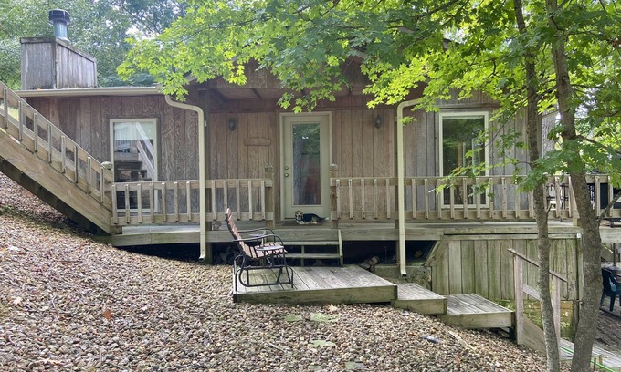 Gravois Mills Cabin | Cozy Lake of the Ozarks Cabin with Private Dock & Views