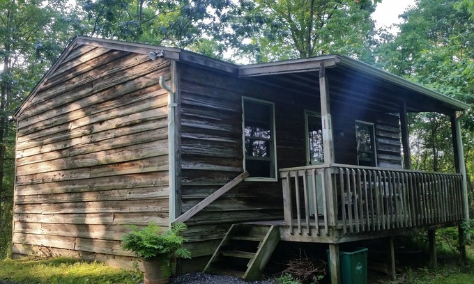 Huntingdon Cabin | Charming Cabin Retreat Near Raystown Lake - Rated 9.8/10