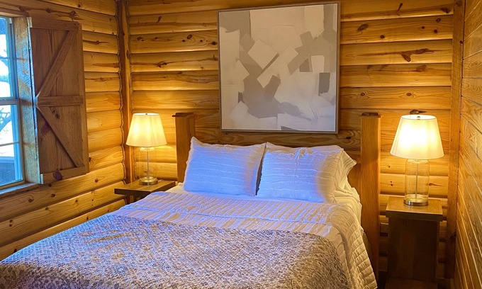 Mena Cabin | Idyllic Cabin with Hot Tub and Mountain Views Awaits You