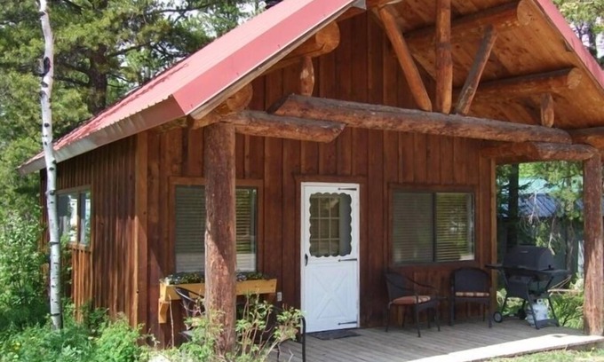 East Glacier Park Village Cabin | Serene Cabin Near Glacier's Two Medicine Valley - Rated 9.8
