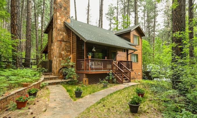 Sedona Cabin | Inviting Cabin in Oak Creek Minutes From Scenic Trails