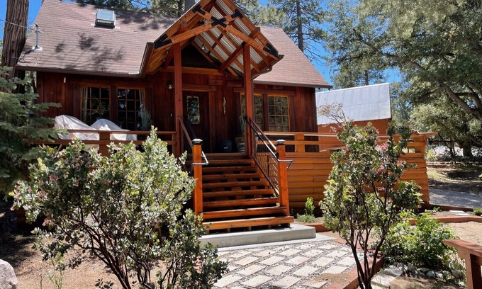 Pine Cove Cabin | Serene Cabin Retreat Surrounded by Majestic Forests