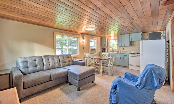 Hayward House | Inviting Cabin with Deck and Private Dock at Nelson Lake