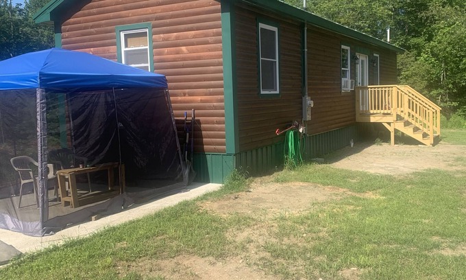 Abbot Cabin | Inviting Cabin with ATV/Snowmobile Trail Access