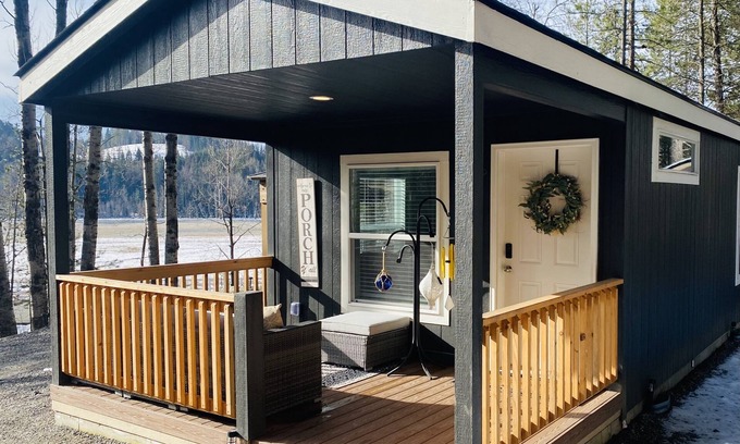 Hayden Cabin | Cozy Cabin Retreat with Gazebo, Hot Tub & Ocean Views