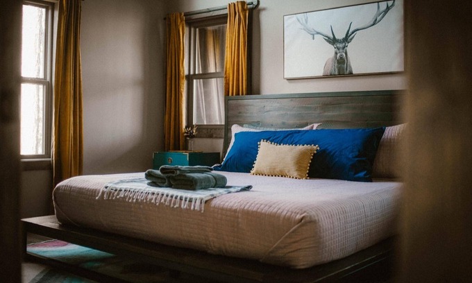 Murphy Cabin | Unforgettable Summer Adventure with Fire Pit & Hot Tub
