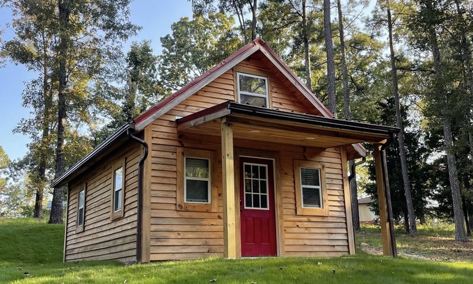 Sycamore Cabin | Cozy cabin with modern concepts