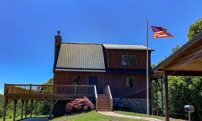 West Jefferson Cabin | Scenic Getaway at Over The River: Views, Wi-Fi & Hot Tub