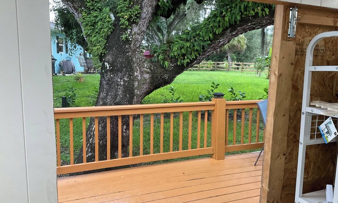 Moore Haven Cabin | Cozy cabin with WiFi and AC in charming LaBelle