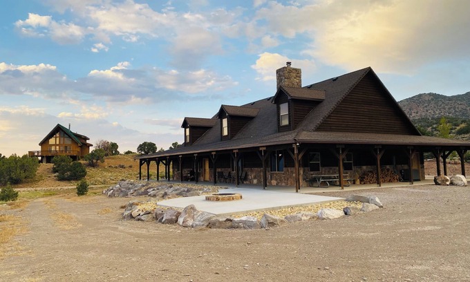 Piute County Cabin | Charming Cabin Retreat with Ocean and Lake Views