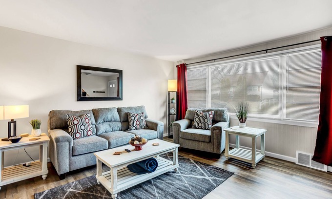 Middletown Cottage | Welcoming Cape Cod Retreat Near Hershey Entertainment