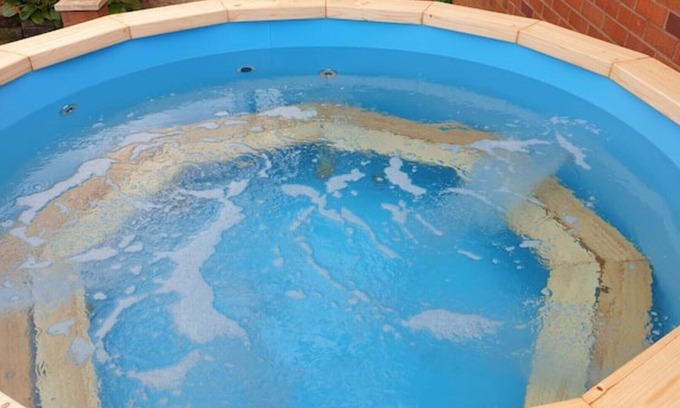West Buckland RV Rental | Charming Caravan Escape for Two with Pool & Breakfast