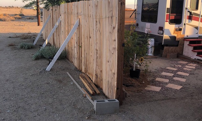 Thermal House | Cozy caravan with WiFi and AC in charming Thermal.Private location