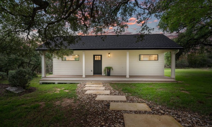 Brushy Creek Cottage | Relaxing Cottage Oasis on 3 Acres in the City