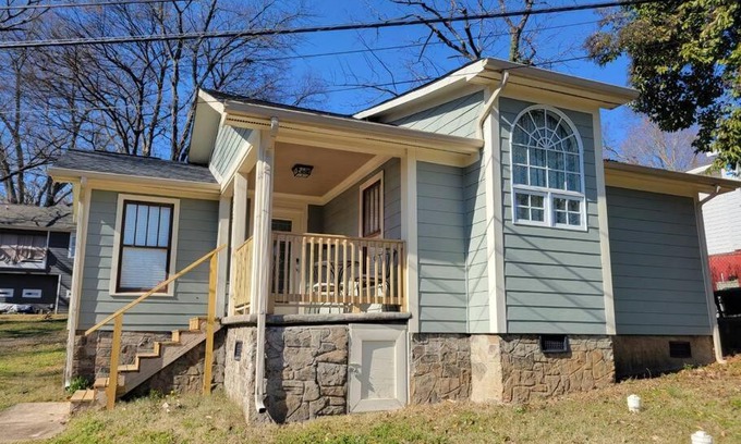Biddleville Villa | Inviting Center City Cottage: Steps from Downtown Attractions