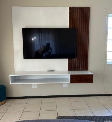 Hhohho House | Inviting Central Ezulwini with Family-Friendly Amenities