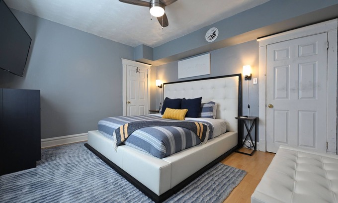 University City Apartment | Cozy Apartment Steps from Major Attractions & Pet Friendly