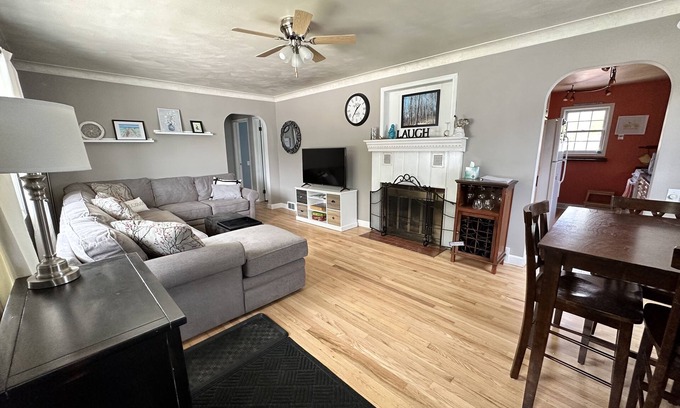 St Ignace House | Inviting Retreat with Oceanfront Views Near Downtown