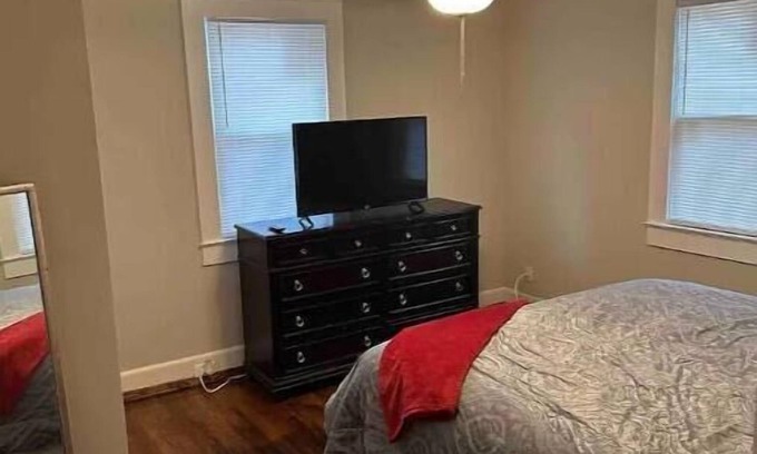 Kernersville House | Inviting Hotel in Kernersville with Spa and Breakfast