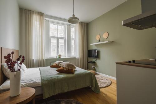 Centrs Apartment | Ideal City Break Apartment: 10/10 Guest Rated & Family Friendly