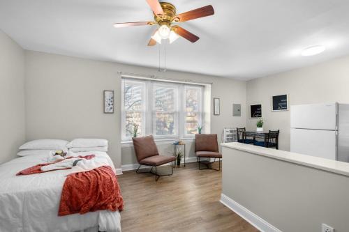 Spruce Hill Apartment | Inviting Retreat with City Views - Pet & Child Friendly