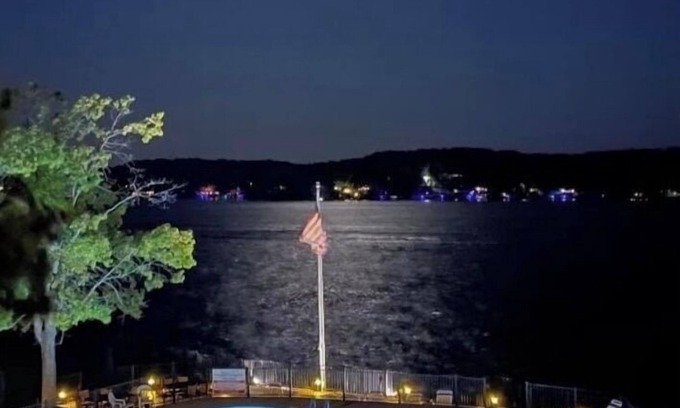 Lake Ozark Condo | Inviting Lakefront Condo with Spa and Family-Friendly Amenities