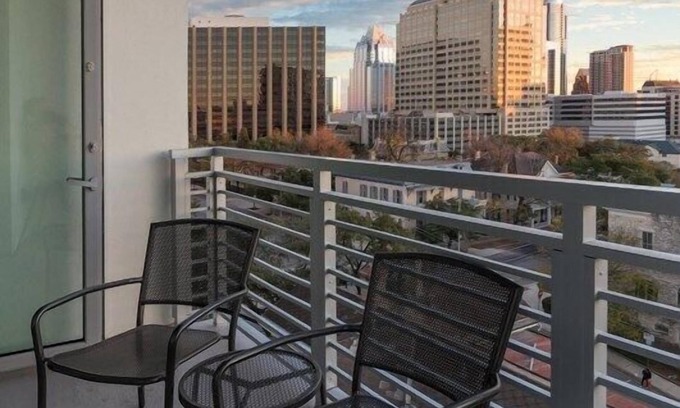 Civic District Apartment | Experience Club Wyndham Austin: Kids Welcome & Lake Views