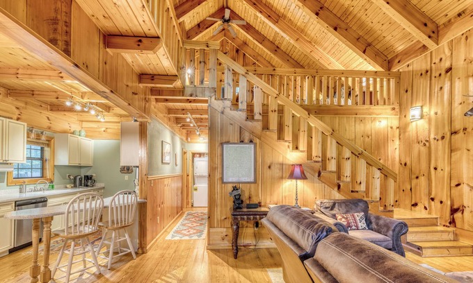 Ellijay Cabin | Relaxing Cohutta Cabin - Creek Front Retreat in Wilderness