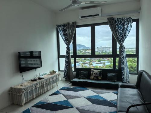 Central Seberang Perai Apartment | Comfy Suite Room in Perai with Pool & Family-Friendly Amenities