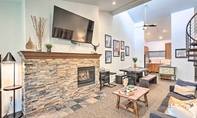 Vail Condo | Inviting Condo Minutes from Vail Village and Ski Resort