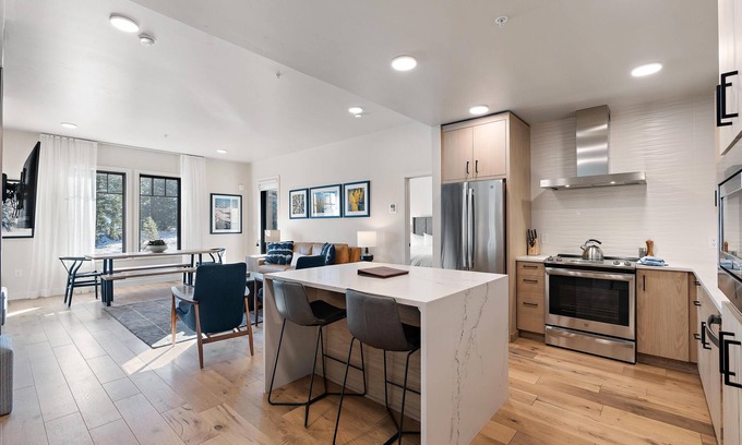 Tamarack Resort Condo | Cozy Sandhill 2BR Condo at Tamarack Resort with Pool & Spa