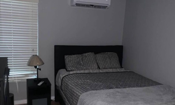 Bahamas Terrace Apartment | Cozy condo in fabulous Freeport with AC