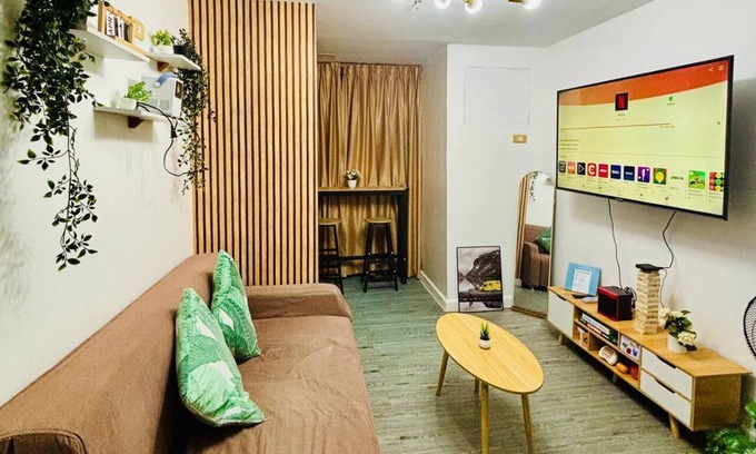 Ortigas Center Condo | Cozy condo with Board games and swimming pool in fabulous Pasig City, Manila