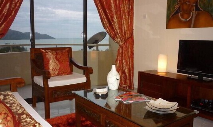 Batu Ferringhi Condo | Idyllic Condo with Ocean View and Pool Access
