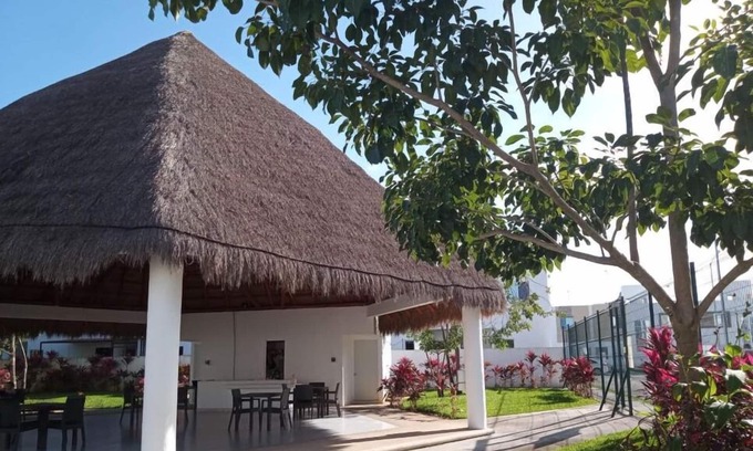 Cancun House | Cozy Connected House in Private Residence