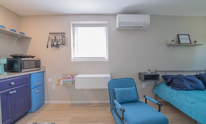 Concord Apartment | Modern Studio Retreat with Kitchen Near Concord Attractions