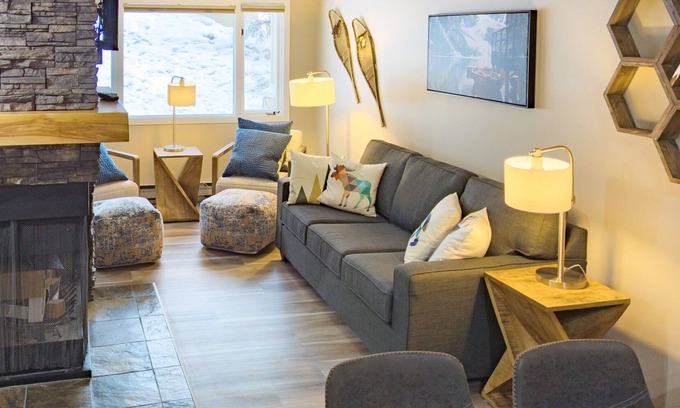 East Kootenay Condo | Mountain Getaway with Hot Tub & Ski In/Out Access
