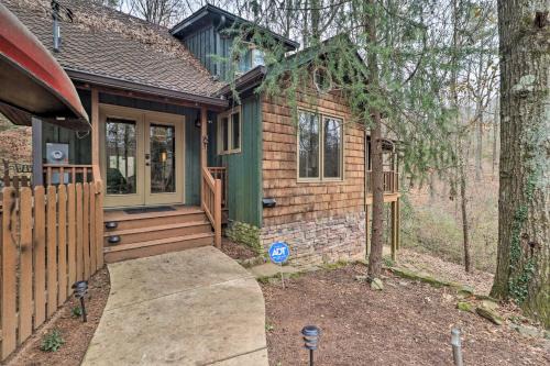 Conyers House | Pet-Friendly Cabin in Conyers with Fireplace & Game Room!