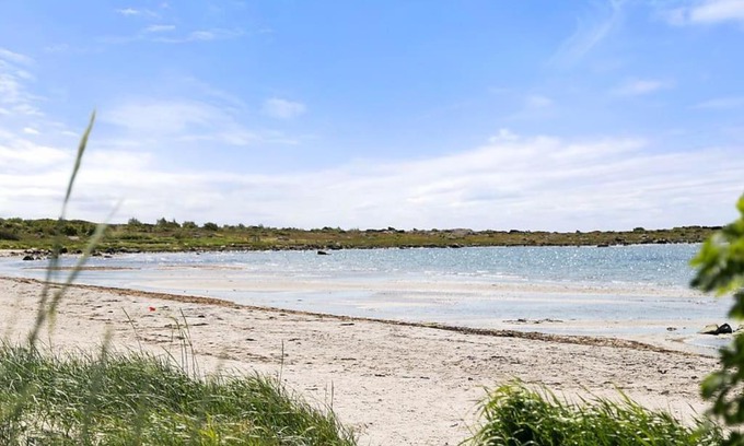 Traslovslage House | Charming Oceanfront Cottage Near Varberg with Great Views