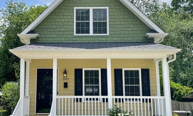 Greensboro Cottage | Charming Cottage Near Attractions with Family-Friendly Amenities
