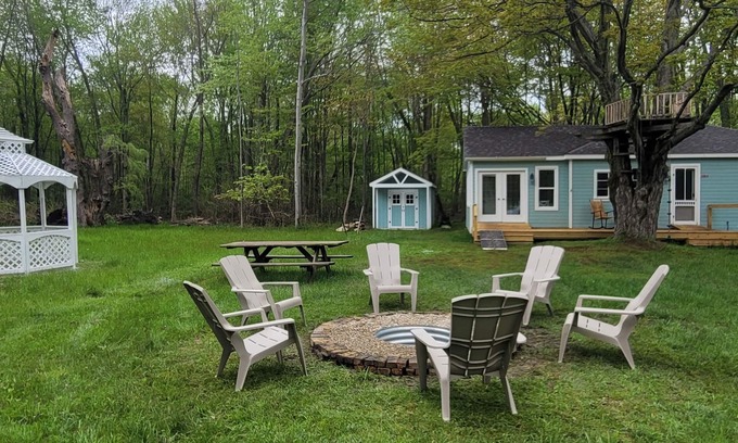 Glenn Cottage | Tranquil Cottage Retreat with Private Lake Access