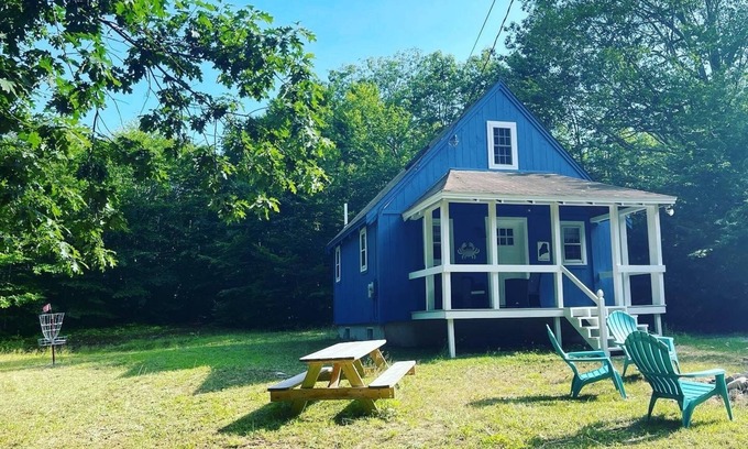 Winthrop Cabin | Charming Cottage with Ocean View in Winthrop Lakes