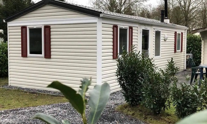 Municipality of Epe Cottage | Charming Cottage Escape in Epe: Family-Friendly & Bicycles