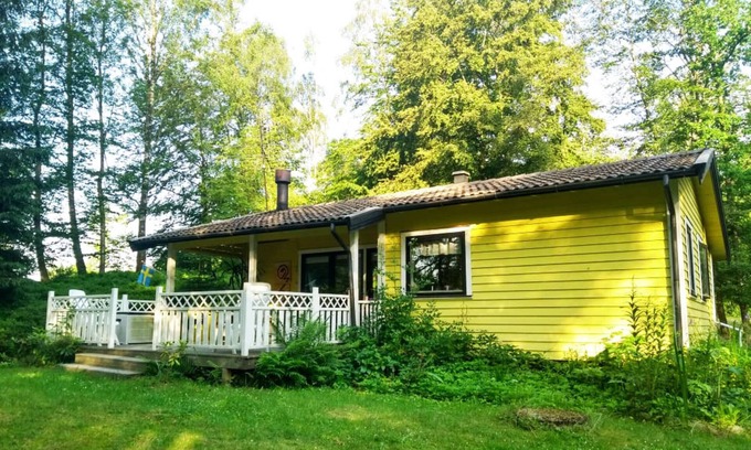 Andrarum House | Charming Cottage in Vollsjö - Pet Friendly & Spa Amenities